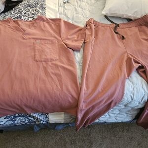 Figs Men's Scrub Set in Mauve